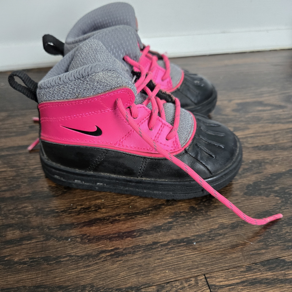 Nike Kids Black and Pink Rain Boots
